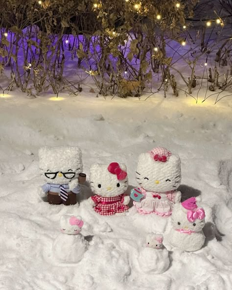 ⛄️🐱🎀🎄 #hellokitty #hellokittycore #hellokittylover #hellokittyfan #hellokittyandfriends Sanrio Reaction Pics, Sanrio Reaction, Hello Kitty And Kuromi, Sanrio Christmas, Sony Angels, 헬로키티 배경화면, Aesthetic Everything, Sanrio Things, Christmas Pfp