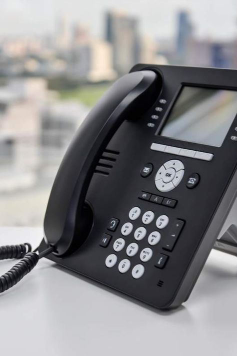 What is a VoIP phone system? Internet Protocol, Telephone Line, Voip Phone, Virtual Office, Business Communication, Office Phone, The Internet, Internet, Quick Saves