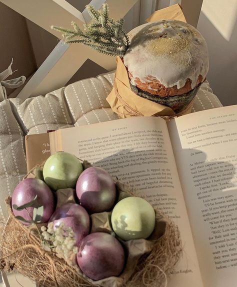 s a t e n i k ✨ on Instagram: “Happy Easter 🥚 . . . . #easter #happyeaster #aestheticeaster #aesthetic #ａｅｓｔｈｅｔｉｃ #book #colors #easterweekend #aestheticvideos #happy…” Happy Easter Aesthetic, Easter Aesthetic, Aesthetic Writing, Easter Books, About Easter, Pink Easter, Easter Weekend, Bunny Svg, Cricut Free