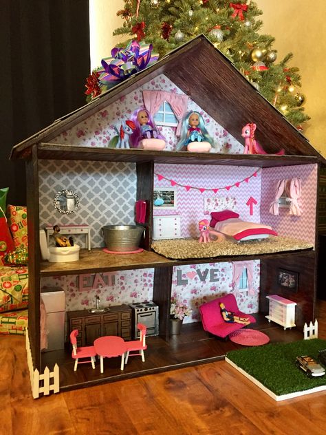 Homemade Dollhouse, Diy Bookshelf Kids, Baby Doll House, Perlengkapan Bayi Diy, Cardboard Dollhouse, Carton Diy, Diy Barbie House, Dollhouse Diy, Cardboard Box Crafts