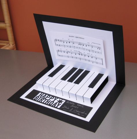 Music Card, Musical Cards, Interactive Gifts, Pop Up Card Templates, Anniversaire Diy, Diy Music, 카드 디자인, Birthday Card Template, Fancy Fold Cards