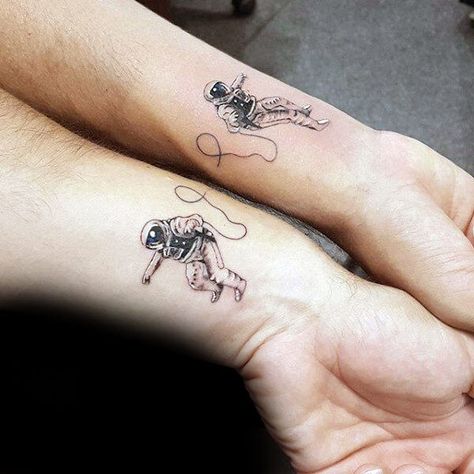 friendship-tattoos-33 Astronaut Tattoo, Brother Tattoos, Sibling Tattoos, Inspiration Tattoos, Friendship Tattoos, Space Tattoo, Matching Tattoo, Best Friend Tattoos, Friend Tattoos