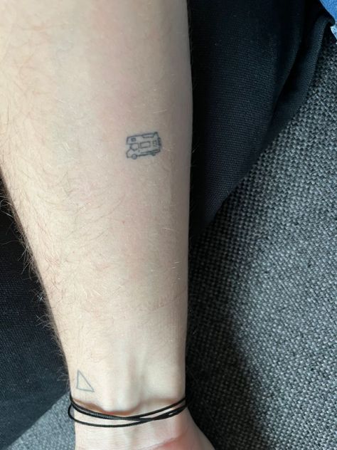 Camper Tattoo Simple, Small Camper Tattoo, Rv Tattoo Ideas, Tiny Car Tattoo, Motorhome Tattoo, Camper Tattoo Ideas, Camper Tattoos, Volkswagen Bus Tattoo, Camper Van Tattoo