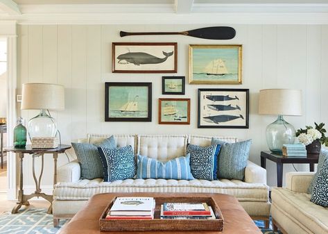 Calling all sea-loving fans! In this edition, we’ll explore stylish rooms with a nautical theme and learn tips to recreate the look at home. A home boasting a nautical theme aesthetic has a stylish flair Neutral Coastal Living Room, Neutral Coastal Decor, Deco Surf, Nautical Interior, Nautical Theme Decor, Cape House, Coastal Living Rooms, Cottage Interiors, Coastal Living Room