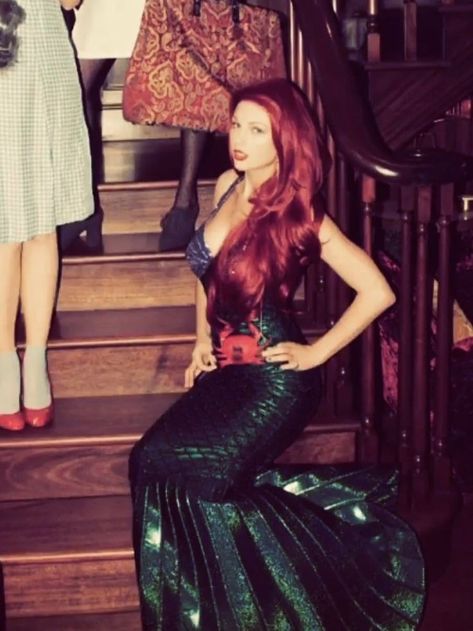 Mermaid Halloween Costume, Mermaid Halloween, Estilo Taylor Swift, Taylor Swift Cute, Swift Photo, Taylor Swift Videos, Long Live Taylor Swift, Live Taylor, Taylor Swift 13