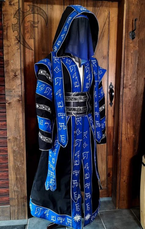 Wizard Robe Design, Space Wizard, Wizard Outfit, Mage Robes, Wizard Cosplay, Wizard Robes, Magic Clothes, Wizard Costume, Prince Clothes