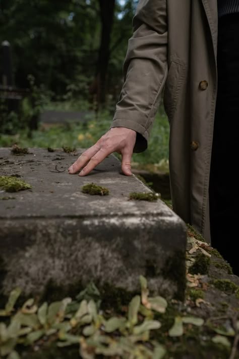 A Person Touching a Grave · Free Stock Photo Grave Aesthetic, Andrew Core, Middle Age Crisis, Cemeteries Photography, A Man Called Ove, Person Photography, Giving Flowers, Boy Walking, Dark Nature