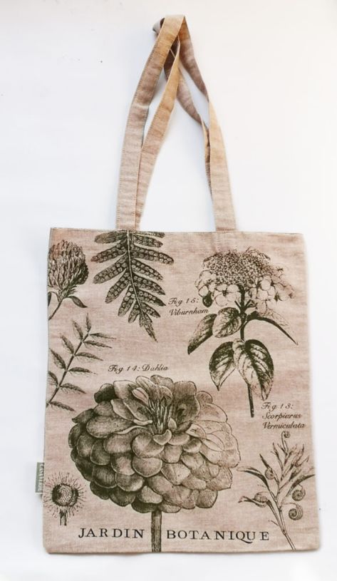 A gorgeous heavy linen tote bag with a dark green botanical design on both sides. The handle straps are long enough for a shoulder bag. Beautifully made in Spain. 38cm x 35cm Botanical Packaging, Tote Bag Print Design, Tote Bag Design Ideas, Tree Bag, Green Tote Bag, Green Tote, Natural Branding, Graphic Tote, Candles Crafts