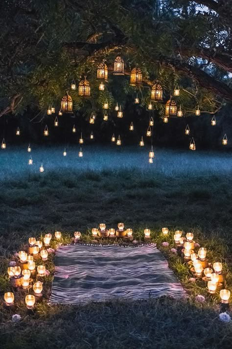 Wedding Altar Decorations, Stunning Wedding Photos, Dream Dates, Lights Wedding Decor, Wedding Altars, Romantic Proposal, Image Reference, Wedding Forward, Altar Decorations