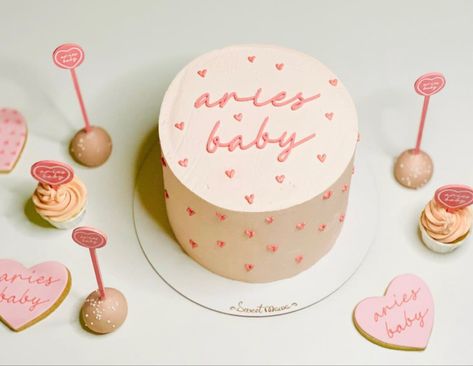 Cute 23rd Birthday Cakes, Aries Birthday Cake Aesthetic, Aries Cake Ideas, Aries Baby Cake Aesthetic, Aries Cake Aesthetic, Aries Season Cake, Aries Szn Cake, Aries Baby Cake, Aries Birthday Cake