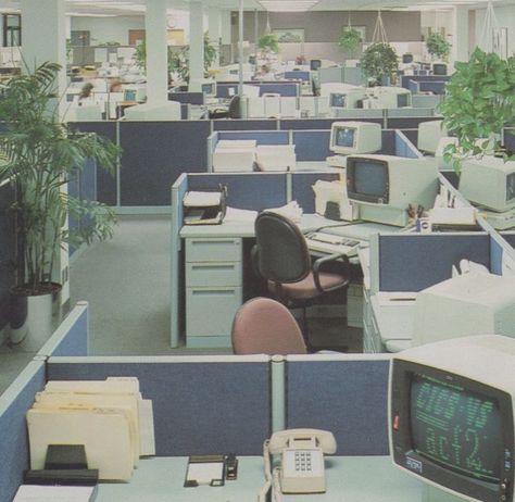 80s Interior, Old Office, Retro Interior Design, Retro Office, 80s Design, Office Cubicle, Retro Interior, Commercial Office, Vintage Interiors