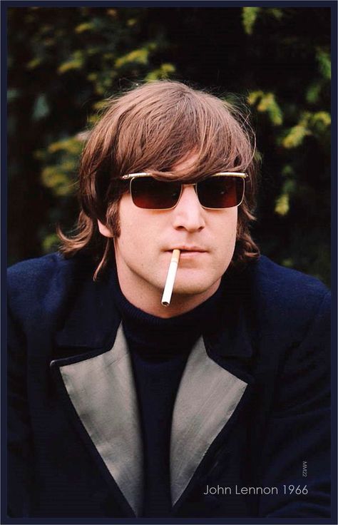 John Lennon during the promo clip shooting for the great Beatles single 'Paperback Writer/Rain' in London's Chiswick House & Gardens,, May 20th 1966 John Lennon Glasses, Chiswick House, Paperback Writer, House Gardens, Swinging Sixties, John Lennon, The Beatles, Sunglasses