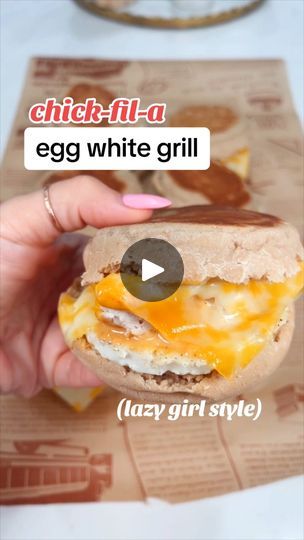 Kfc Breakfast, High Protein Low Cal, Makayla Thomas, Breakfast Bakes, High Protein Meal Prep, Grab And Go Breakfast, Breakfast Bowl, Lazy Girl, Ice Ice Baby