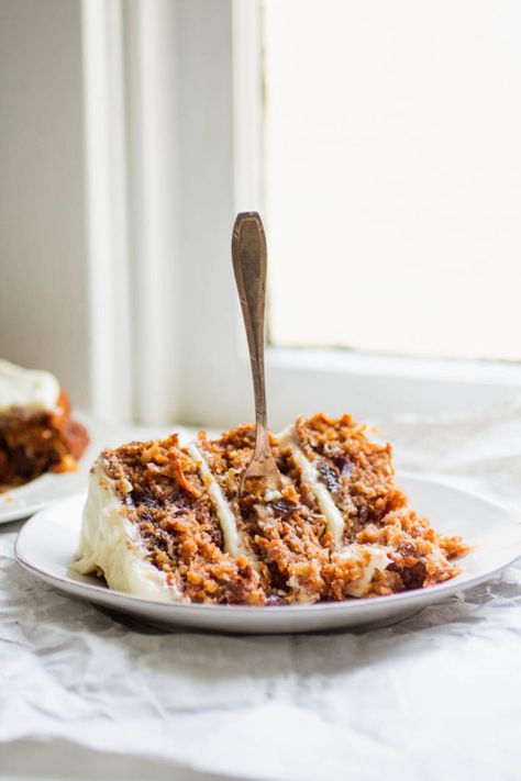 Pappas Family Carrot Cake: full of dates, coconut, raisins and pineapple, this loaded carrot cake is the cake that converted me into loving carrot cake! // The Pancake Princess Best Carrot Cake Recipe From Scratch, Amazing Carrot Cake Recipe, Carrot Cake Recipe From Scratch, Spring Sweets, Pancake Princess, Best Carrot Cake Recipe, Cake Recipe From Scratch, Cake Carrot, Carrot Cake Recipe Easy