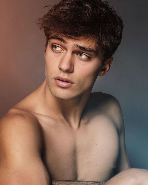 Evans Nikopoulos Evans Nikopoulos, Gorgeous Eyes, Perfect Boy, Sweet And Sour, Aesthetic Guys, Character Aesthetic, Male Face, Book Characters, Male Models