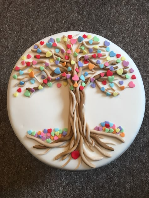 Tree of Life cake Tree Of Life Cake, Fondant Tree, Family Tree Cakes, Family Reunion Invitations Templates, Bake Off Ideas, Bake Sale Desserts, Fire Tree, Family Reunion Invitations, Book Launch Party