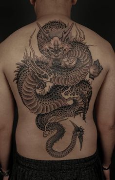 Dragon Tattoo Chest, Dragon Tattoo Back, Black Dragon Tattoo, Rib Tattoos For Guys, Dragon Tattoo Ideas, Dragon Tattoos For Men, Dragon Tattoo Art, Chinese Dragon Tattoos, Japanese Dragon Tattoos