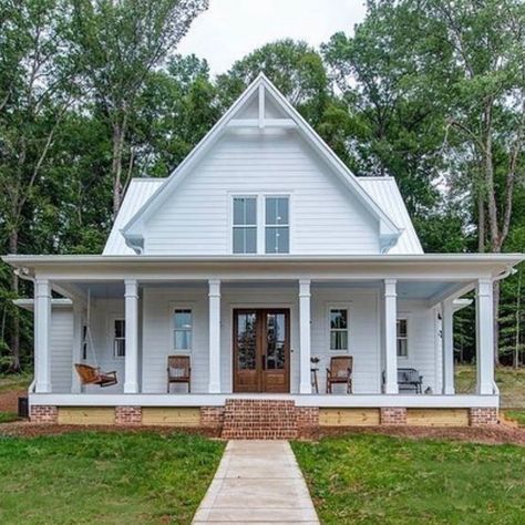 Stephanie| FLORIDA FARMHOUSE | I receive so much interest as to where to find farmhouse home plans!! @mitchginnhomes you can discover your dream home plan with a variety… | Instagram Four Gables House Plan, Four Gables Farmhouse, Florida Farmhouse, White Farmhouse Exterior, Gable House, Lake House Plans, Small Farmhouse, Knoxville Tennessee, Farmhouse House