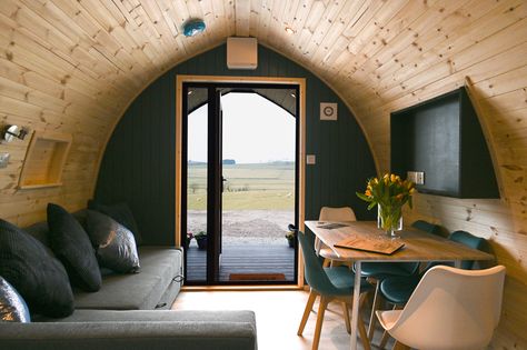 Glamping Pod Interior Design, Glamping Pod Interiors, Camping Pod Interior, Glamping Pods Design, Glamping Pods Interior, Arched Homes, Castle Guard, Camping House, Bunker Bed