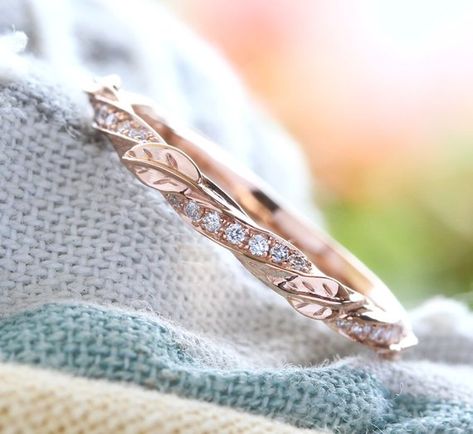 Add Meaning, Nature Inspired Wedding Ring, Baroque Wedding, Filigree Wedding Band, Leaf Wedding Band, Cheap Diamond Rings, Elegant Wedding Rings, Antique Wedding Rings, Vintage Rose Gold