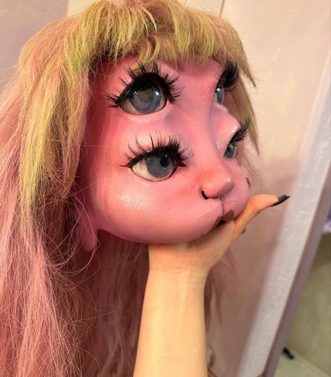 Melanie Martinez Without Mask, Melanie Martinez Mask Diy, Portals Cosplay, Melanie Martinez Cosplay, Melanie Martinez Mask, Portal Cosplay, Melanie Martinez Makeup, Melanie Martinez Anime, Melanie Martinez Merch