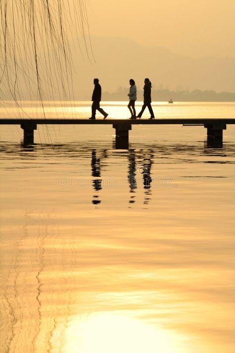 People walking on pier. A view of silhouetted people walking on a pier at a lake #Sponsored , #Sponsored, #AFFILIATE, #walking, #people, #lake, #pier Free Stock Photos People, Reflection Drawing, Bridge Painting, Ap Studio Art, Art Walk, Vintage Graphic Design, Autumn Painting, Instagram Photo Inspiration, Art Poses