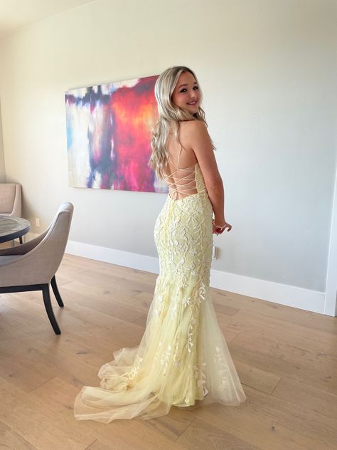 Pastel Yellow Prom Dress Long, Pastel Yellow Prom Dresses, Sea Foam Green Prom Dress, Light Yellow Formal Dress, Pale Yellow Prom Dress, Light Green Qnd Yellow Prom Dress, Pale Yellow Sparkly Prom Dress, Yellow Prom Dresses 2022, Yellow Prom Dress Mermaid