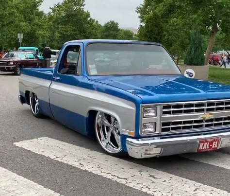 Lowered C10, Chevy Lowrider, 1986 Chevy Truck, Silverado Single Cab, Chevy Trucks Lowered, Chevy Cheyenne, Trucks Lowered, Mobile Welding, Square Body Trucks