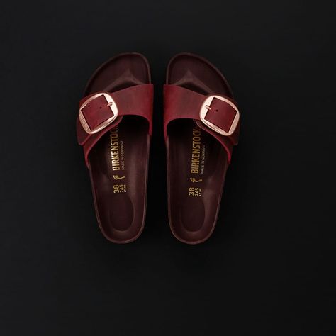 Birkenstock on Instagram: “The Big Buckle MADRID makes a bold statement featuring a large and elegant pin buckle – a delightful eye-catcher on the signature single…” Birkenstock Siena, Fancy Shoes, Birkenstock Arizona, Aesthetic Iphone, Siena, Girly Things, Birkenstock, Madrid, Iphone Wallpaper