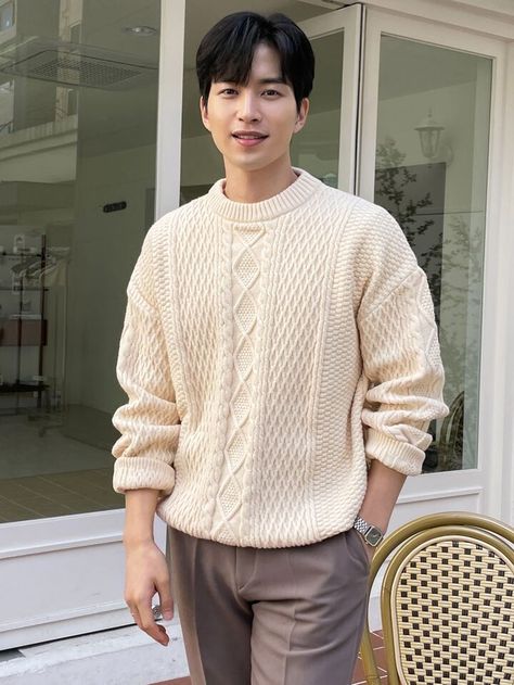 DAZY Men Cable Knit Drop Shoulder Sweater | SHEIN South Africa Old Money Outfit Ideas, Cable Knit Sweater Outfit, Sweaters Outfit, Sweater Outfits Men, Old Money Outfit, Knit Sweater Outfit, Money Outfit, Men's Formal Style, Drop Shoulder Sweater