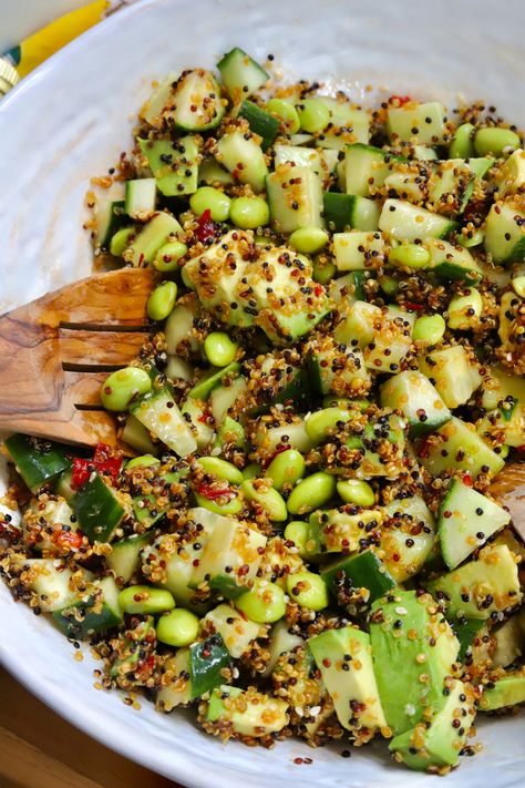 Crispy Quinoa Salad with Cucumber, Avocado, and Edamame - Slice of Jess Crispy Quinoa Salad, Quinoa Cucumber Salad, Aesthetic Recipes, Salad With Cucumber, Ground Chicken Burgers, Gochujang Chicken, Quinoa Broccoli, Crispy Quinoa, Edamame Salad