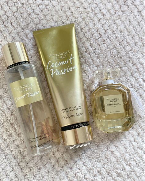 Victoria's Secret Coconut Passion, Coconut Parfum, Coconut Smelling Products, Coconut Scented Products, How To Smell Like Coconut, Coconut Spray, Coconut Smell, Profumo Victoria Secret, Coconut Perfume