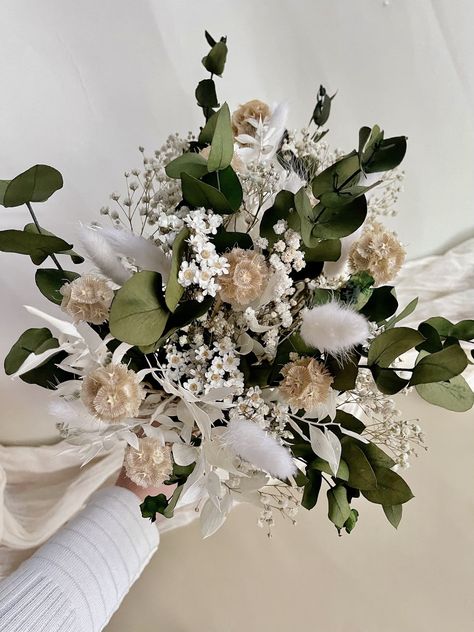 Green hydrangea bouquet