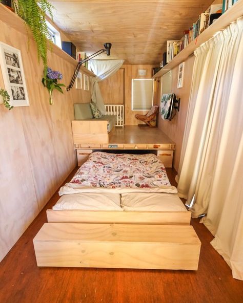 Tiny Home Organization, House Storage Ideas, Tiny House Storage Ideas, Tiny House Closet, Tiny House Organization, Små Rum Lidt Plads, House Storage, Tiny House Storage, Tiny House Inspiration