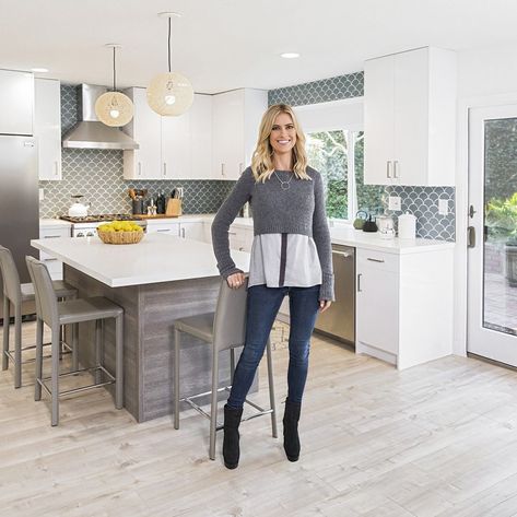 Christina On The Coast Kitchen, Flip Or Flop Hgtv, Christina On The Coast, Christina Anstead, Ant Anstead, Christina El Moussa, Coast Kitchen, Hgtv Kitchens, Anthropologie Kitchen