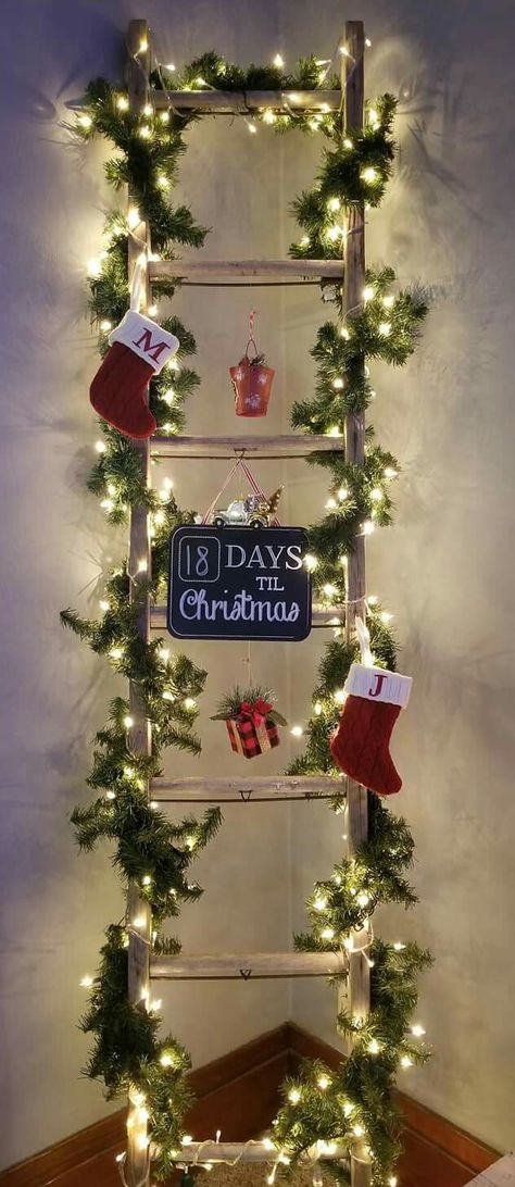 Decorate Blanket Ladder For Christmas, How To Decorate A Ladder For Christmas, Ladder Decor Christmas, Christmas Ladder Decorations, Christmas Ladder Decor, Ladder Christmas Decor, Christmas Ladders Ideas, Christmas Hanging Baskets, Christmas Ladder