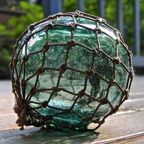 Coastal Diy, Glass Fishing Floats, Beautiful Scenery Photography, Glass Floats, Fishing Floats, Scenery Photography, Rocky Shore, Formal Gardens, Glass Fish