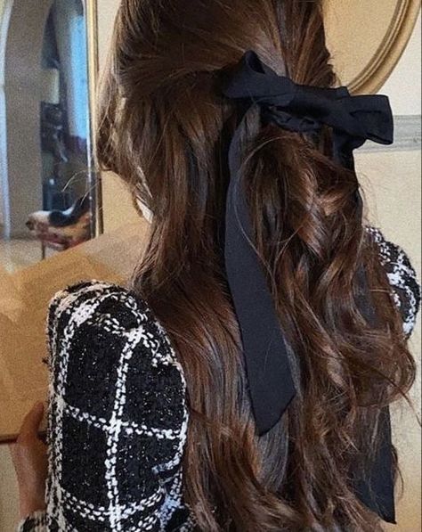 Blair Wardolf, Estilo Blair Waldorf, Blair Waldorf Aesthetic, Hairstyles For All Hair Types, Blair Waldorf Gossip Girl, Blair Waldorf Style, Gossip Girl Aesthetic, Nate Archibald, Money Girl