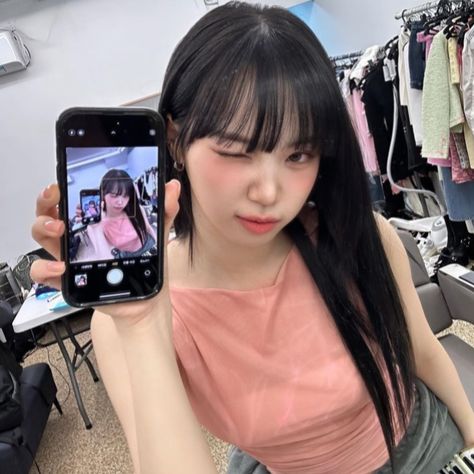 Lesserafim Chaewon, Pre Debut, Blue Flames, August 19, Iz One, These Girls, Instagram Update, Kpop Idol, South Korean Girls