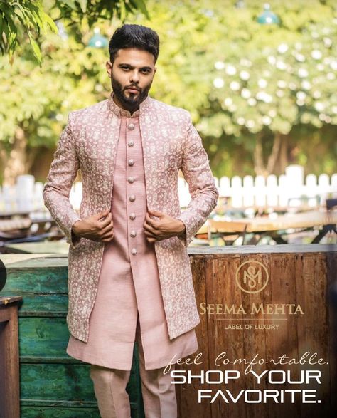 Dress For Groom Brother, Wedding Dress For Groom, Western Outfits For Men, Engagement Dress For Groom, Wedding Matching Outfits, Chicken Starter, Indian Wedding Suits Men, Indian Wedding Clothes For Men, Wedding Reception Outfit