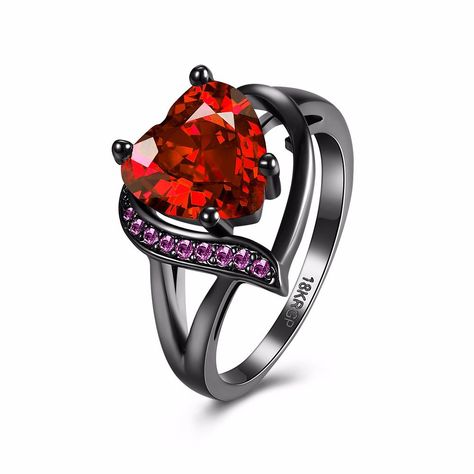 Emeralds Rings, Purple Diamond Ring, Red Diamond Ring, Black Gold Ring, Purple Diamond, Ruby Engagement Ring, Heart Shaped Rings, Big Rings, Red Diamond