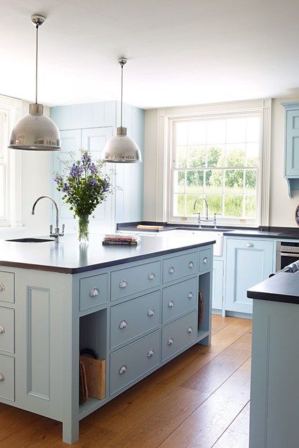 Blue Kitchen with Pendant Lights - Kitchen Design Ideas (houseandgarden.co.uk) Victorian Remodel, Kitchen Cabinet Inspiration, Light Blue Kitchens, Dark Countertops, Blue Kitchen Cabinets, Blue Cabinets, Kitchen Cabinet Colors, Kitchen Units, Kitchen Pendant Lighting