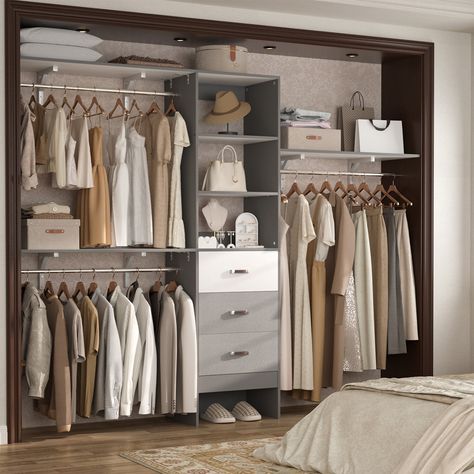 Walk in closet layout