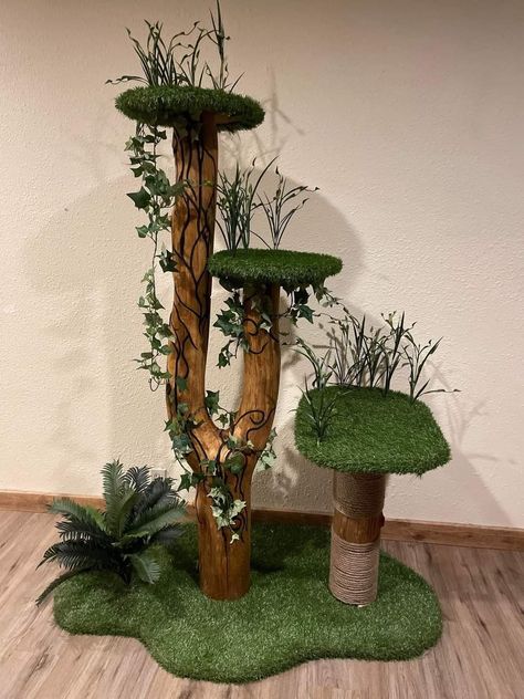 Witchy Cat Tree, Tweets Pretty, Jungle Theme Rooms, Cat Room Decor, Cat Ownership, Pet Diy, Cat Tree House, Diy Cat Tree, Cat Proofing