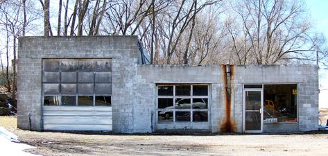 Cinder Block Garage, Cinder Block House, Concrete Block House, Concrete Block Walls, Block House, Derelict Buildings, Garage Addition, Modern Garage, Concrete Block