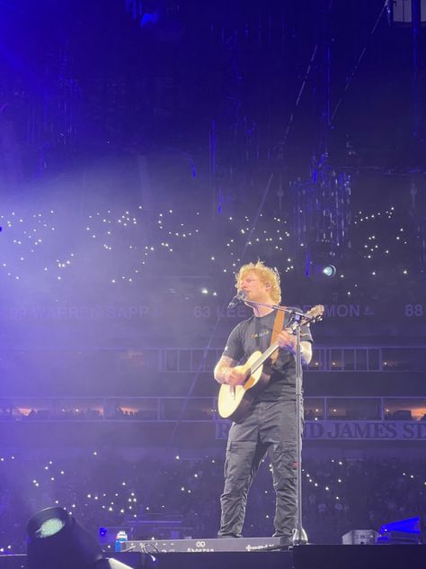 Niall And Taylor, Concert Ed Sheeran, Ed Sheeran Aesthetic, Ed Sheeran Concert Outfit, Map Visualization, Ed Sheeran Tour, Concert Journal, Ed Sheeran Concert, Manifestation Goals