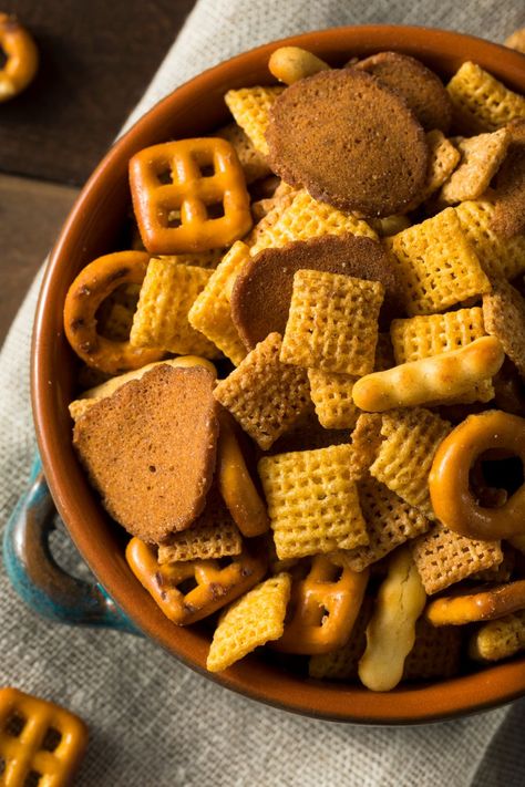 Extra Bold Chex Mix Recipe, Homemade Chex Mix Recipe Bold, Ultimate Chex Mix Recipe, Bold Chex Mix Recipe, Salty Chex Mix, Homemade Chex Mix Recipe, Homemade Chex Mix, Chex Mix Recipe, Bagel Chips