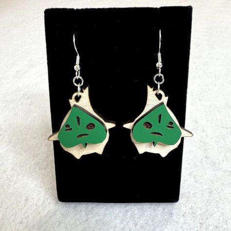 Zelda Korok Makar Dangle Earrings
Brand: Nintendo
Size: one size
Color: tan, green
Features: Korok Makar from the Legend of Zelda Breath of the Wild video game, hypoallergenic hooks with push backs
Condition: new never worn
Material: baltic birch wood Nintendo Jewelry, Zelda Korok, Link Zelda, Zelda Breath Of The Wild, Legend Of Zelda Breath, Zelda Breath, Breath Of The Wild, Accessories Jewelry Earrings, Green Cream