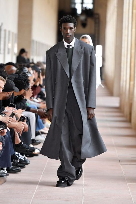 5 Things To Know About Givenchy’s Schoolboy-Inspired SS24 Men’s Show | British Vogue Schoolboy Aesthetic, Matthew M Williams, 70s Skirt, Givenchy Men, Givenchy Fashion, Tailored Jumpsuit, Givenchy Man, Skirt Trends, Uniform Fashion