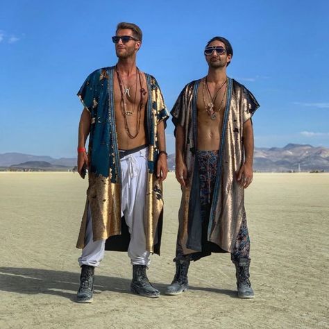 Burning Man 2019 Mega-Post: Fantastic Photos From The World’s Biggest And Craziest Festival Male Festival Outfits, Men Rave Outfits, Rave Outfits Pants, Mens Rave Outfits, Rave Outfits Plus Size, Coachella Outfit Men, Tomorrowland Outfit, Burning Man Style, Men Festival Outfit